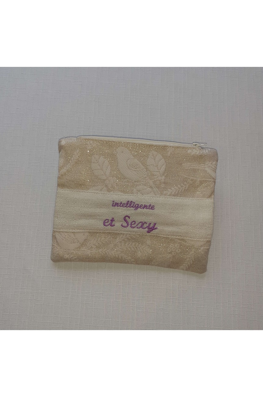 Trousse de toilette "intelligente et sexy"